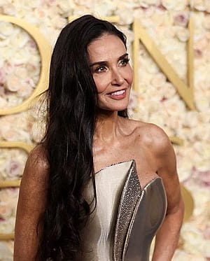 Demi Moore, 62'
