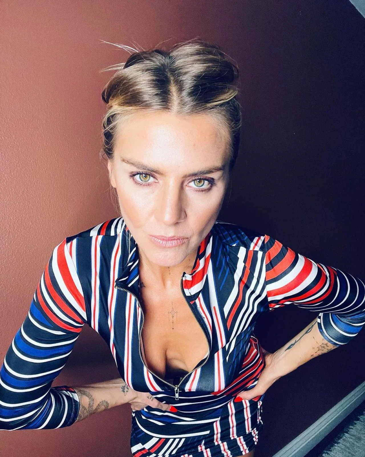 Eliza Coupe, 44 picture 1 of 1