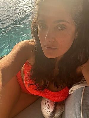 Salma Hayek, 58'