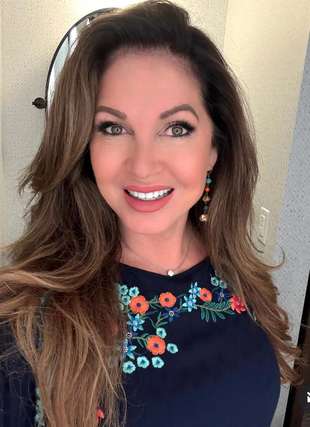 Lisa Guerrero, 61 picture 1 of 1