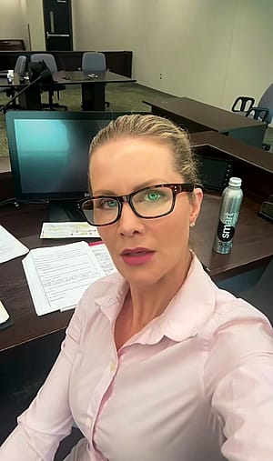 Josie Davis, 51'