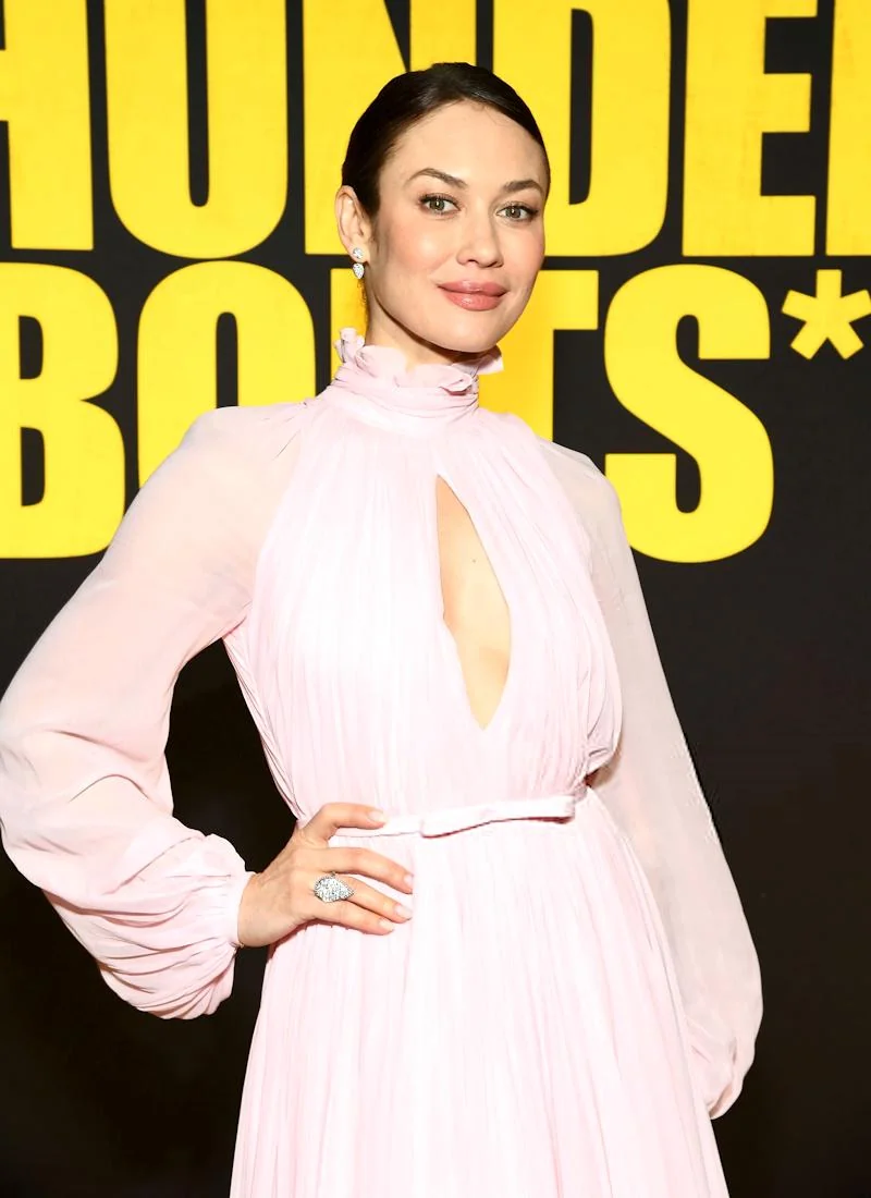 Olga Kurylenko, 45 picture 1 of 1