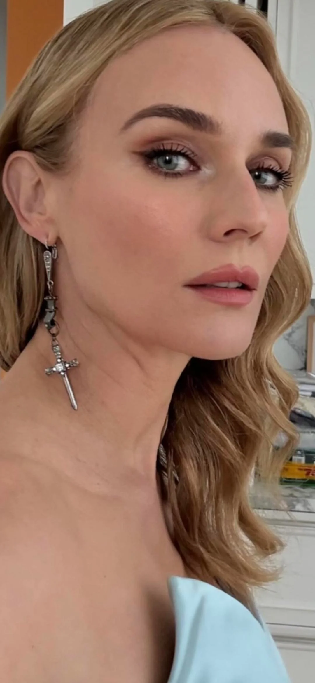 Diane Kruger, 48 picture 2 of 3