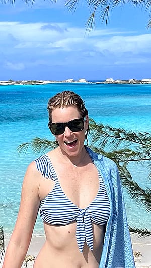Elizabeth Banks, 51'