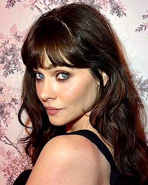Zooey Deschanel, 45'