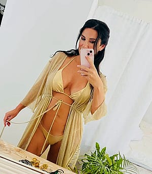 Mariella Ahrens, 56'