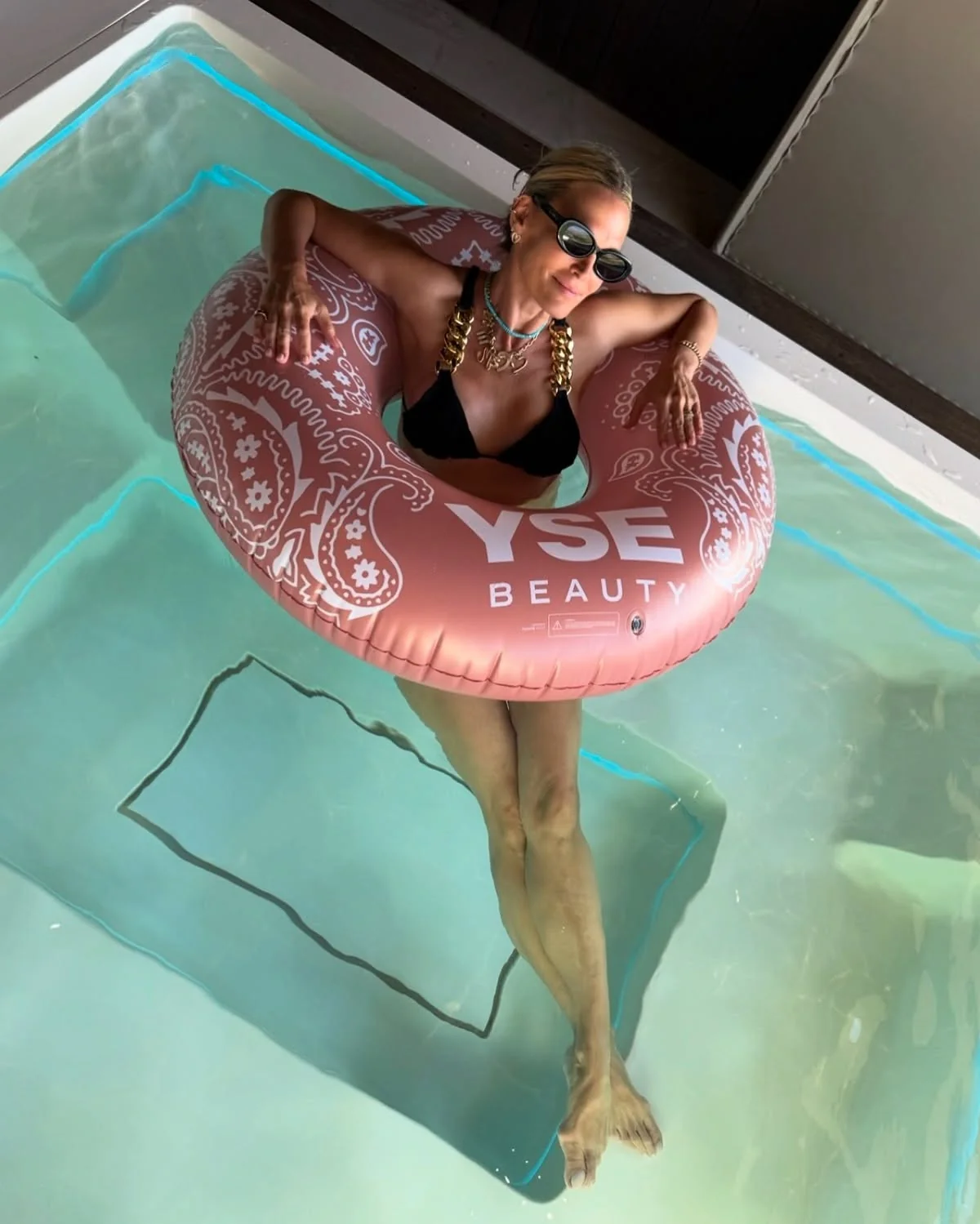 Molly Sims, 51 picture 4 of 4