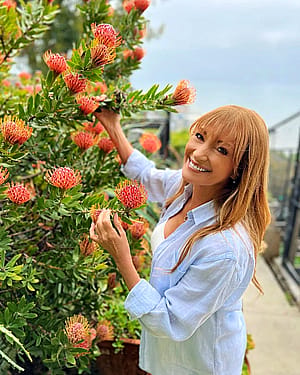 Jane Seymour, 74'