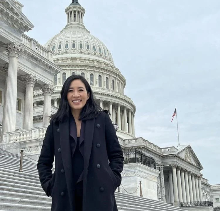 Michelle Kwan, 43 picture 1 of 1