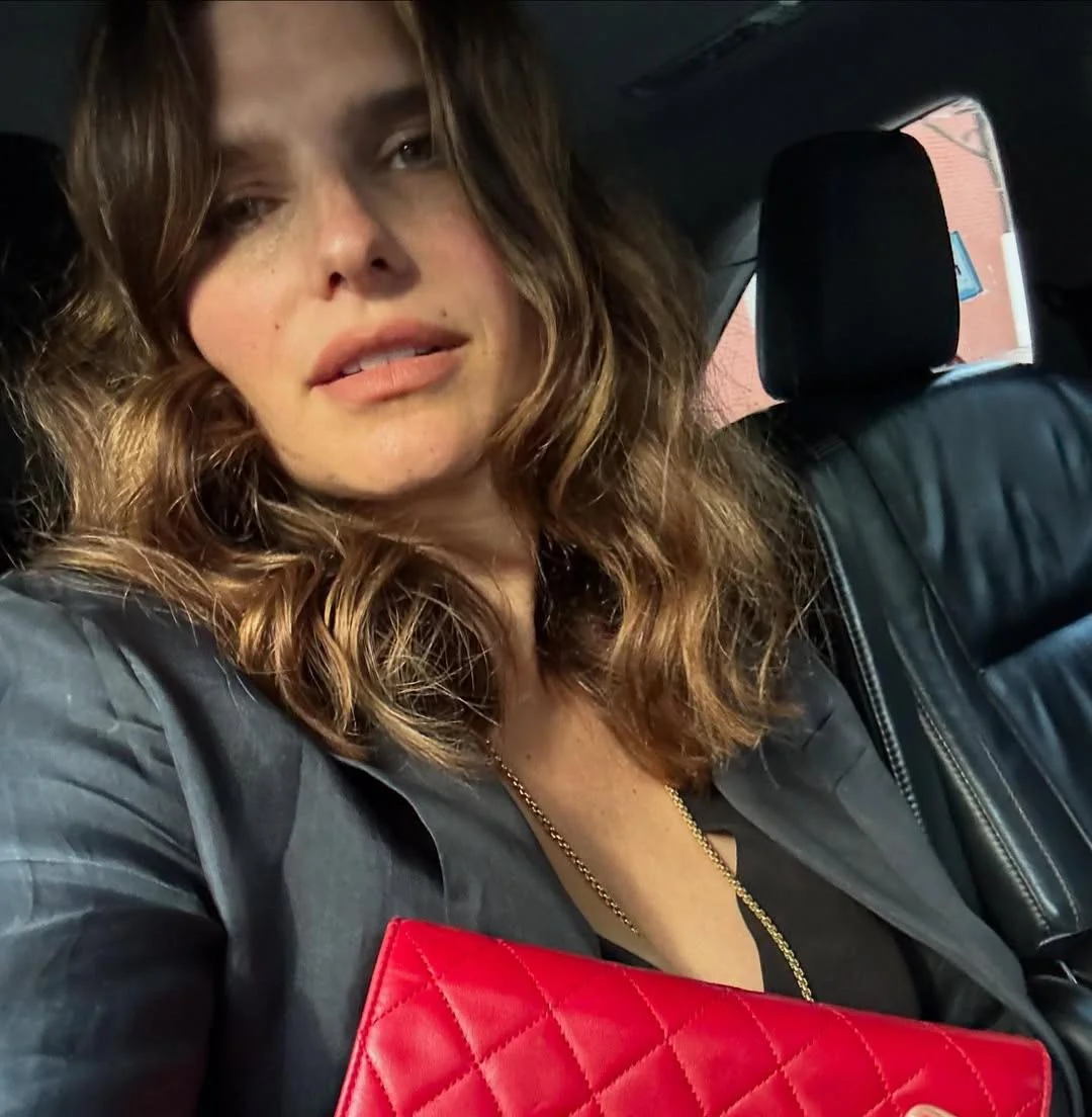 Lake bell, 46 picture 1 of 2