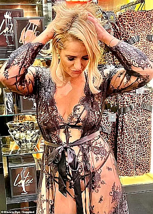 Bianca Dye, 48'
