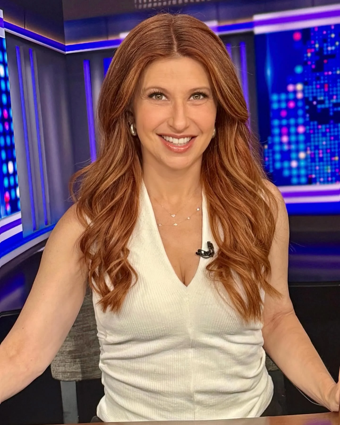 Rachel Nichols, 51 picture 1 of 1