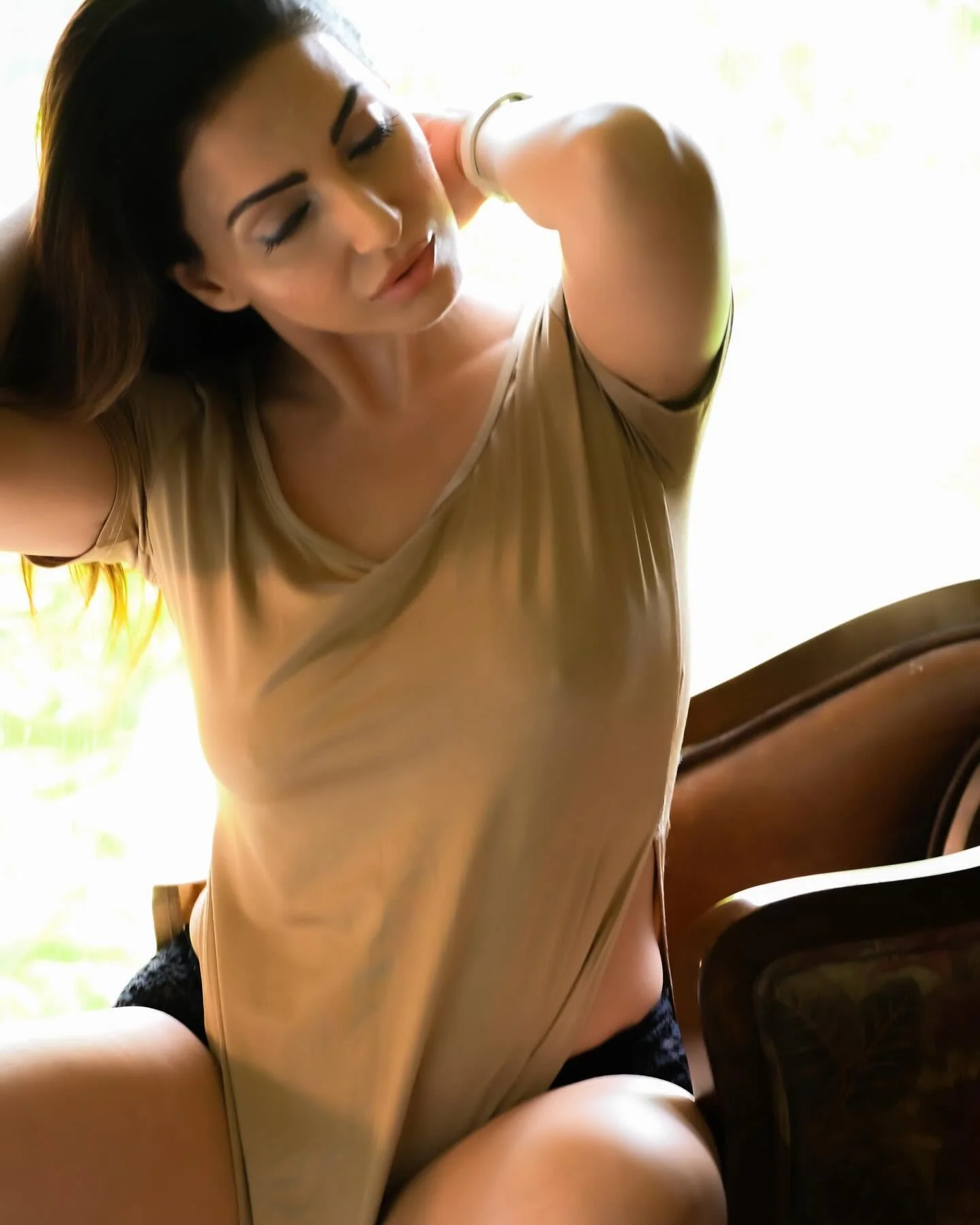 Navina Bole, 41 picture 2 of 2
