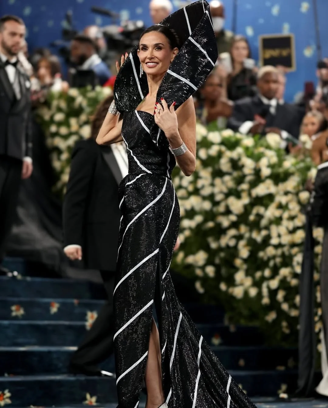Demi Moore, 62 picture 5 of 9