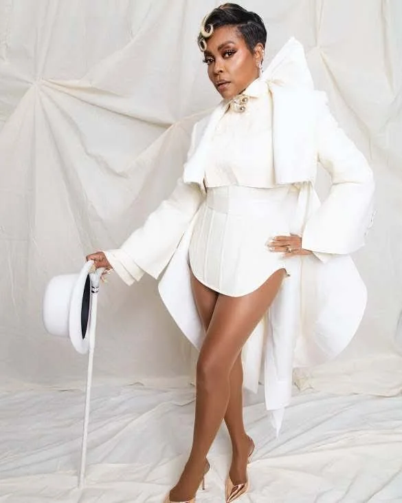 Taraji P. Henson, 54 picture 2 of 5