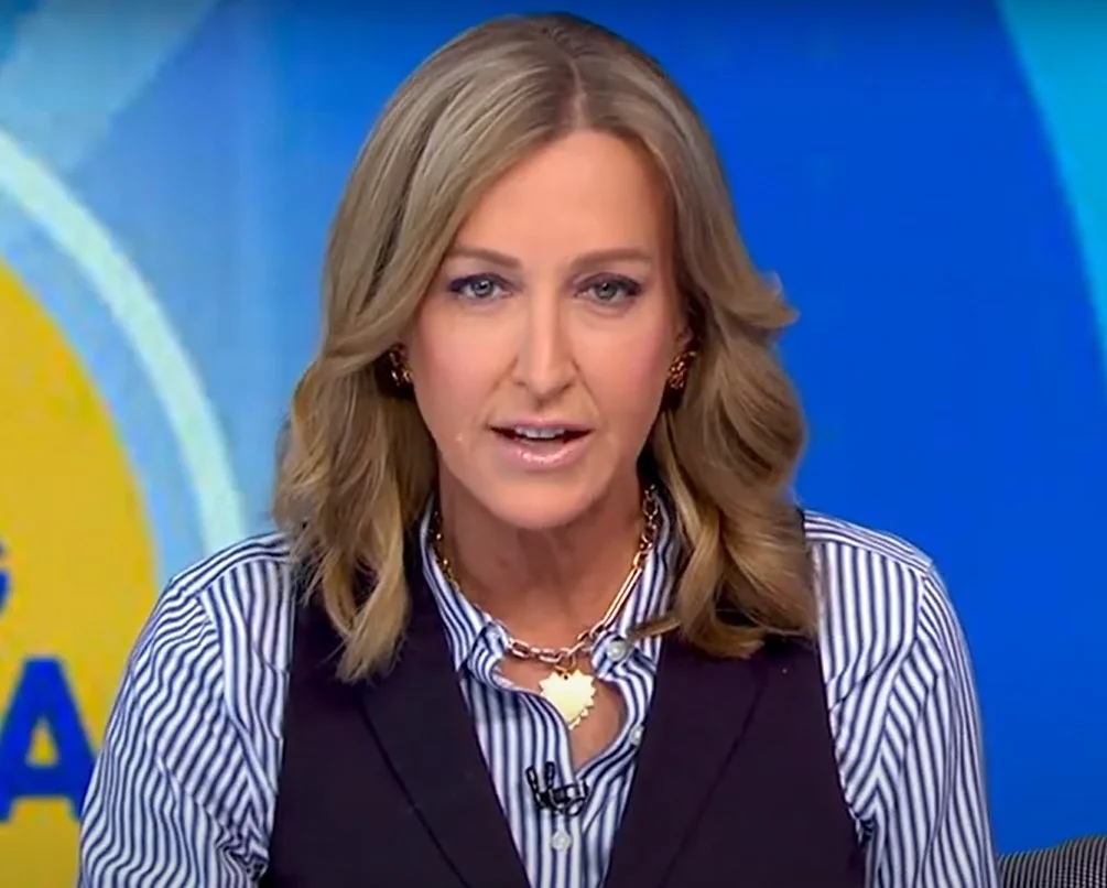 Lara Spencer, 55 picture 1 of 6