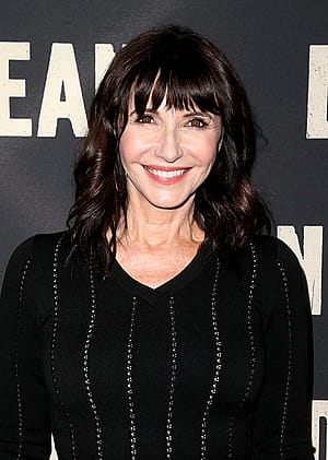 Mary Steenburgen, 64'