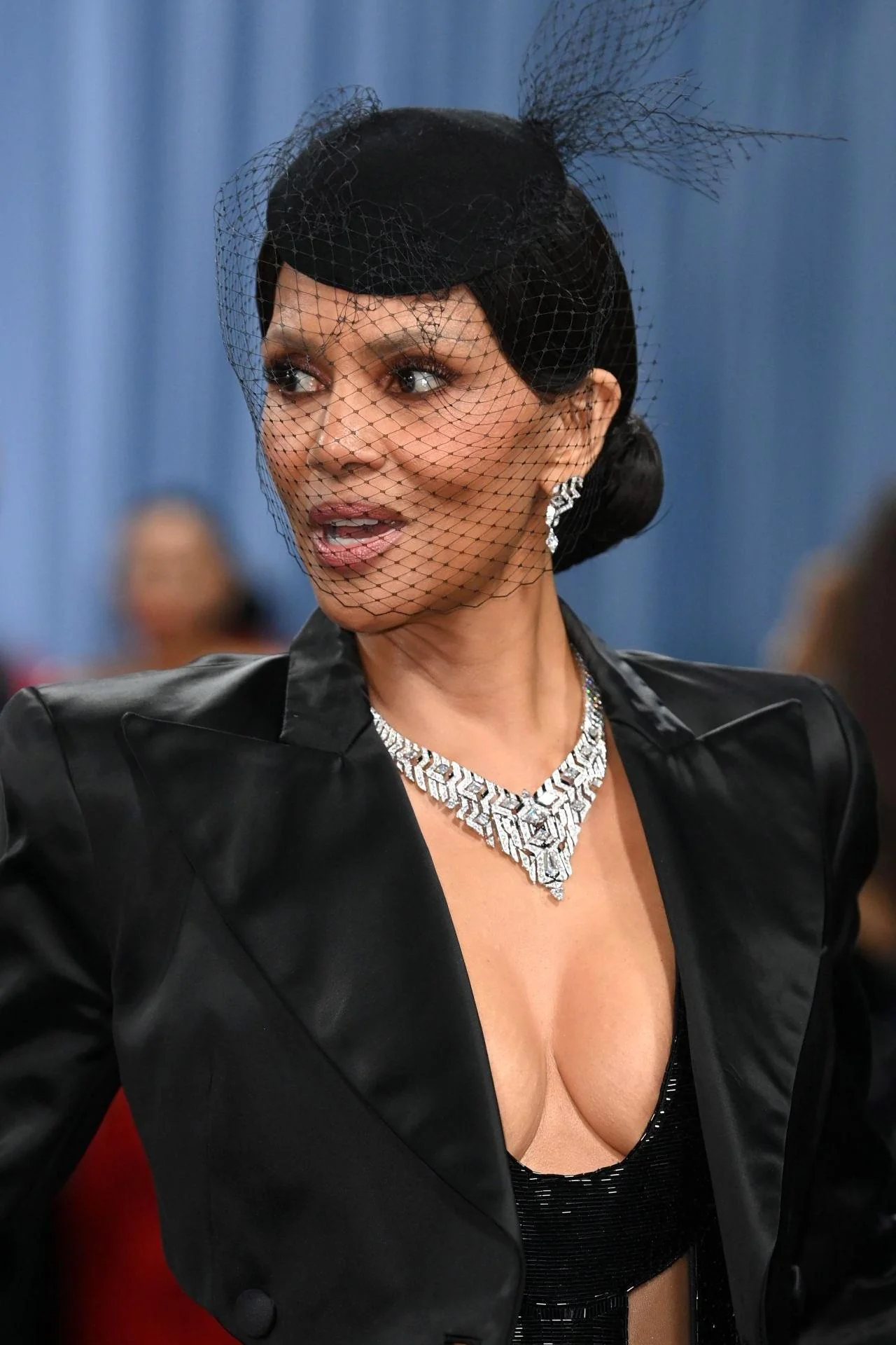 Halle Berry, 58 picture 4 of 5