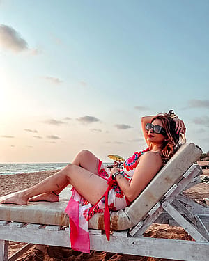 Kishwer Merchant, 44'
