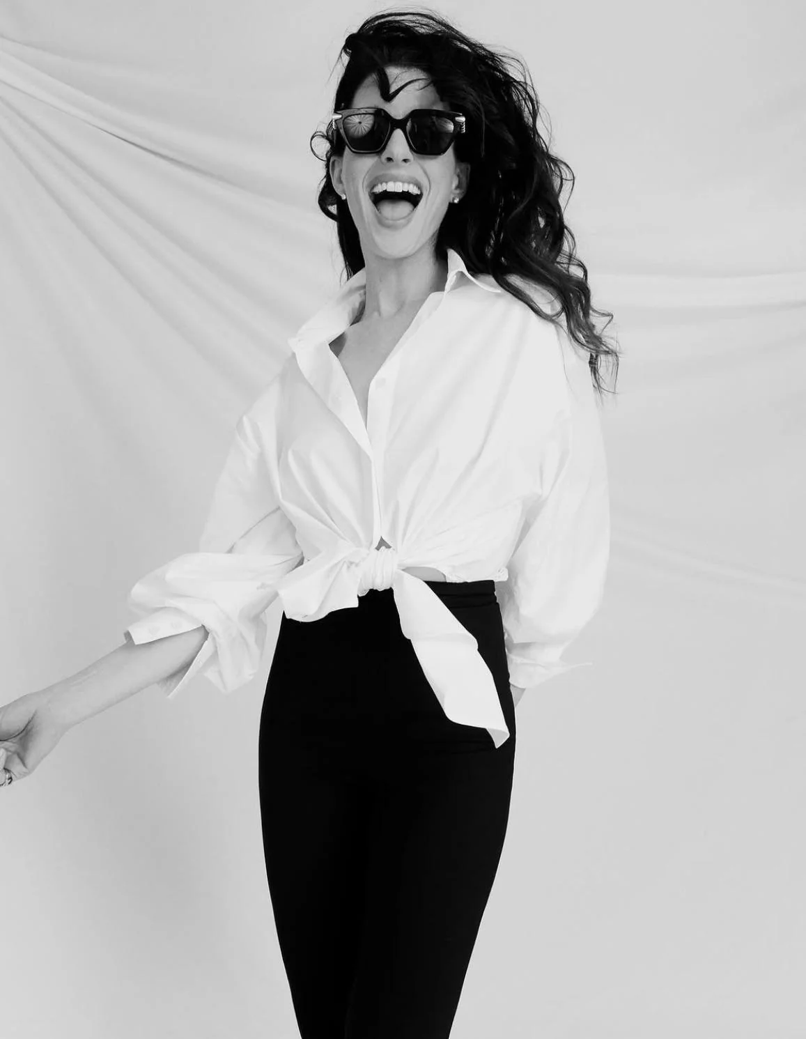 Anne Hathaway, 42 picture 1 of 1