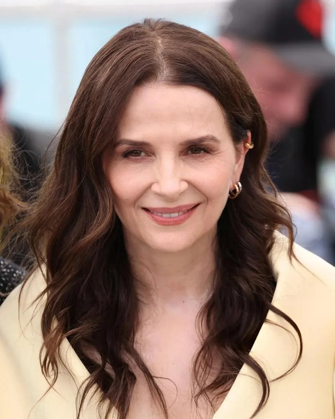 Juliette Binoche, 61 picture 3 of 8