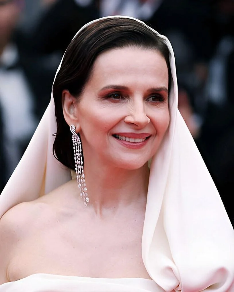 Juliette Binoche, 61 picture 5 of 8