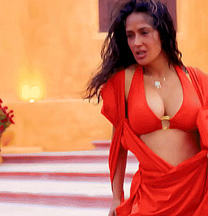 Salma Hayek, 58'