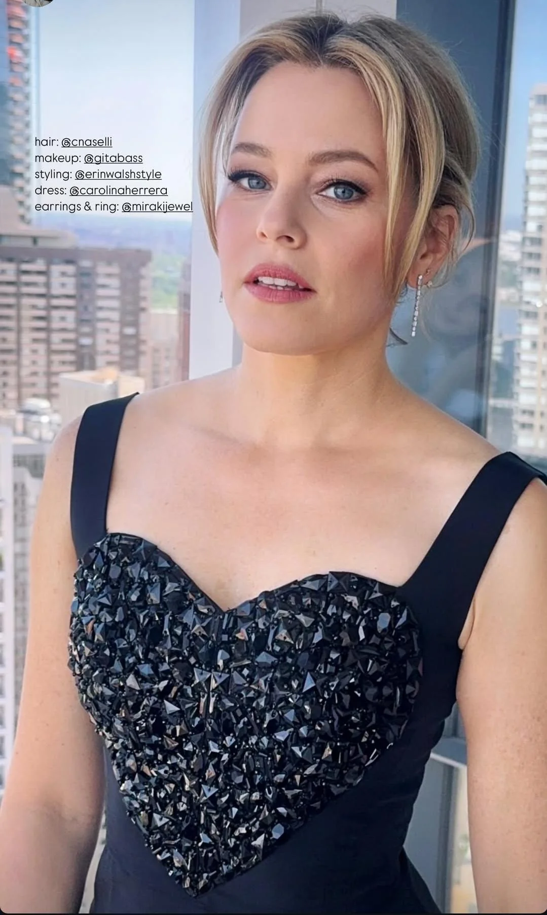 Elizabeth Banks, 51 picture 1 of 1