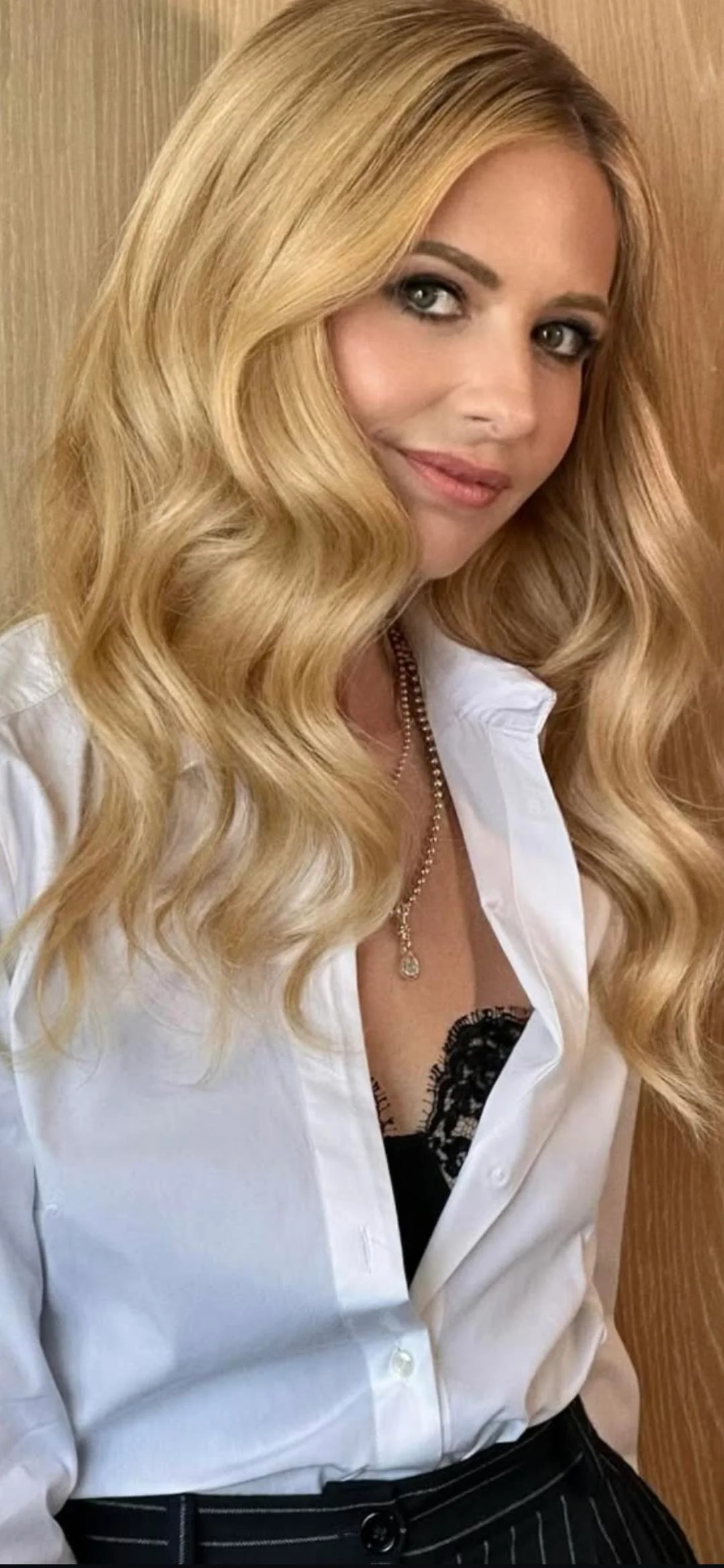 Sarah Michelle Gellar, 48 picture 2 of 2