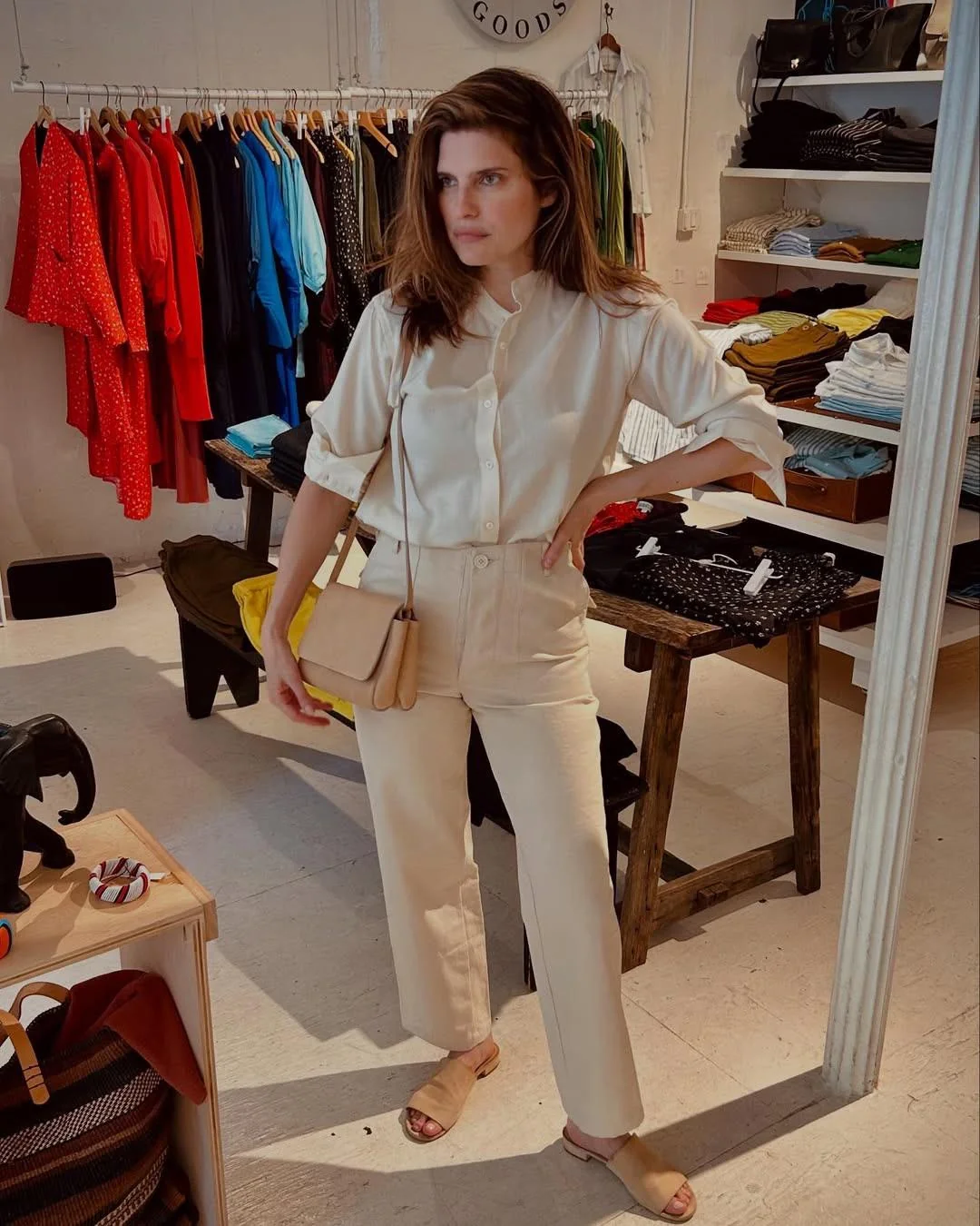 Lake bell, 46 picture 3 of 6