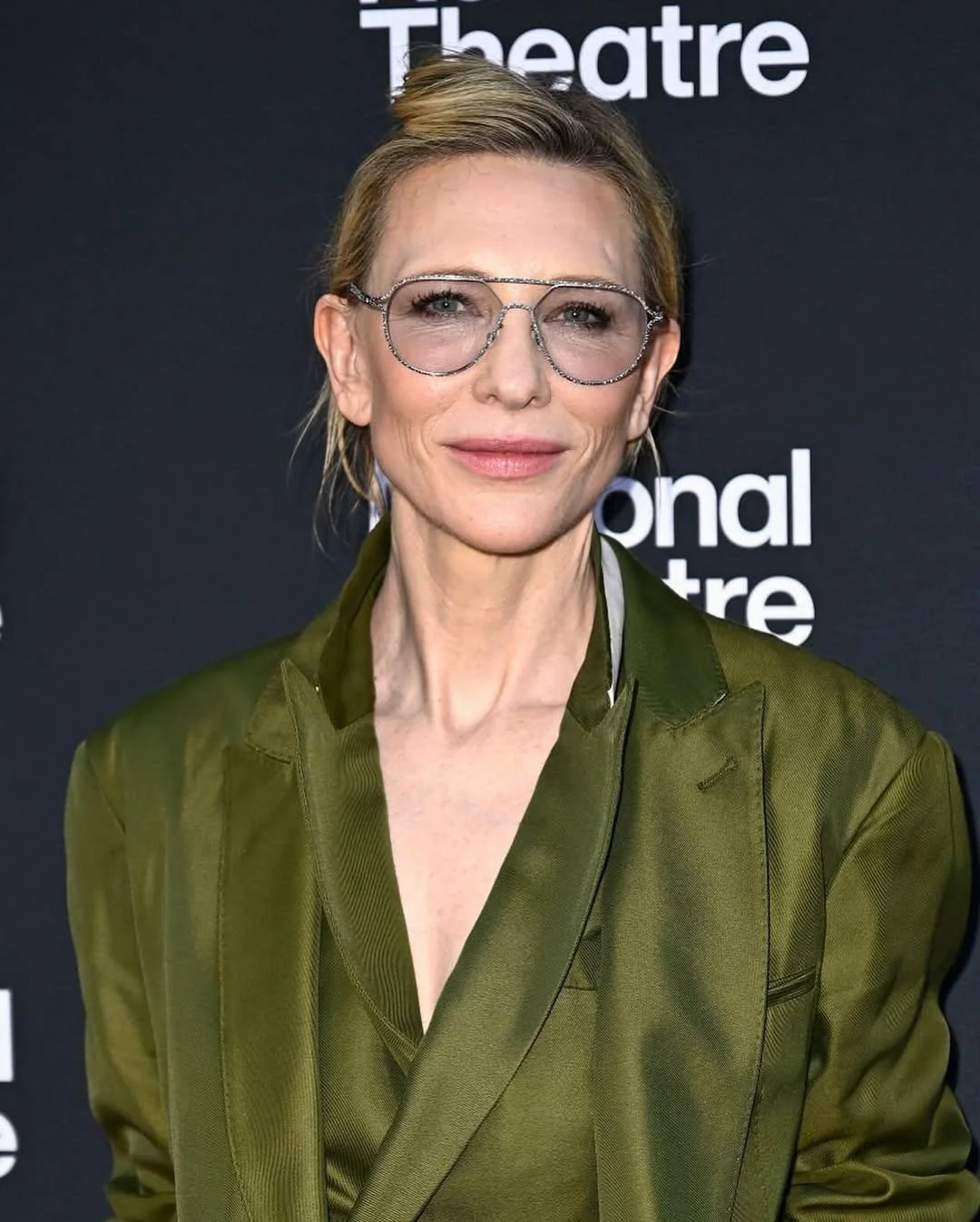Cate Blanchett, 55 picture 3 of 5
