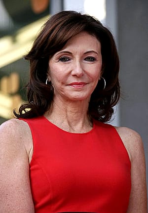 Mary Steenburgen, 56'