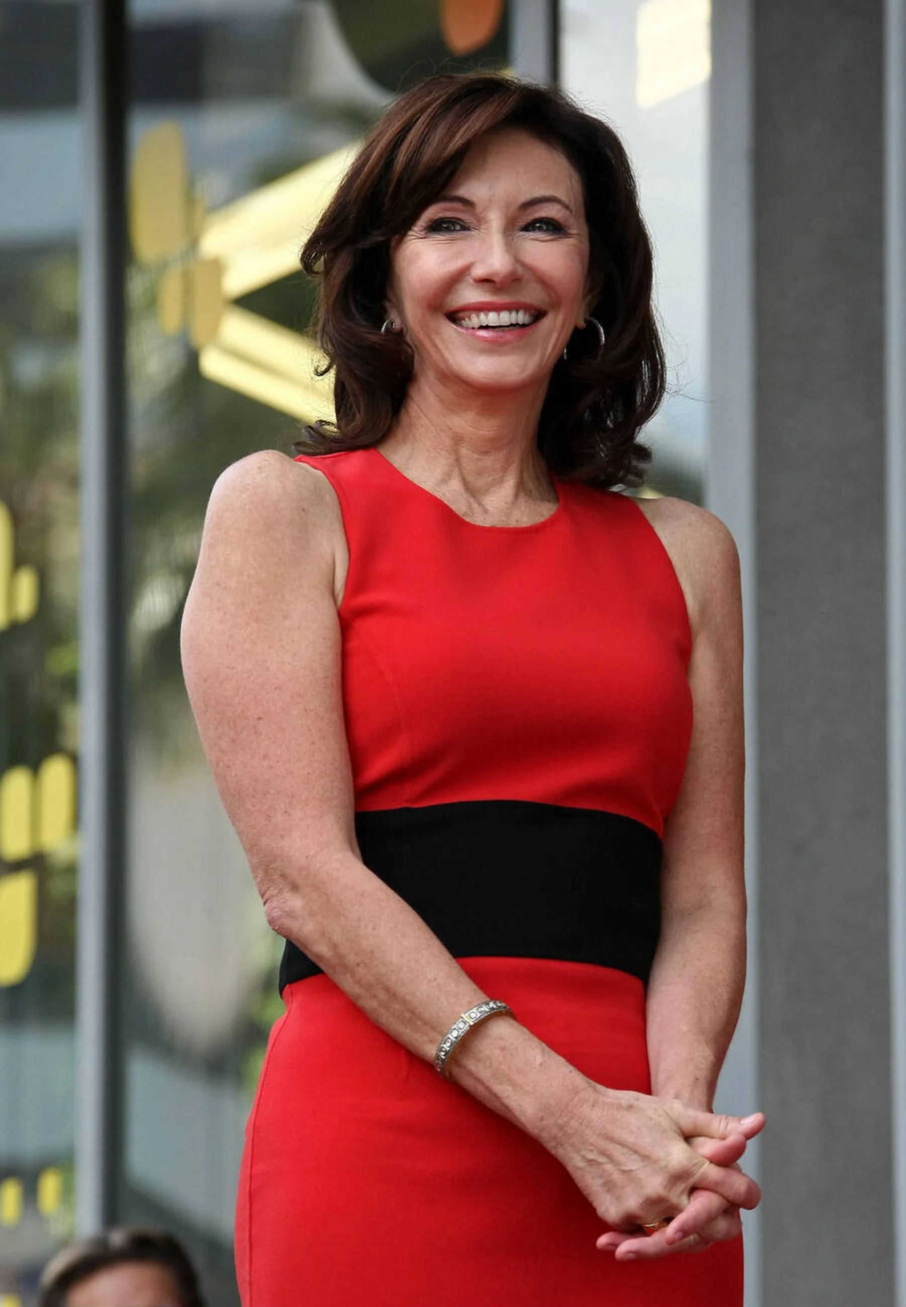 Mary Steenburgen, 56 picture 2 of 2