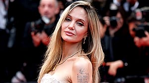 Angelina Jolie, 49'