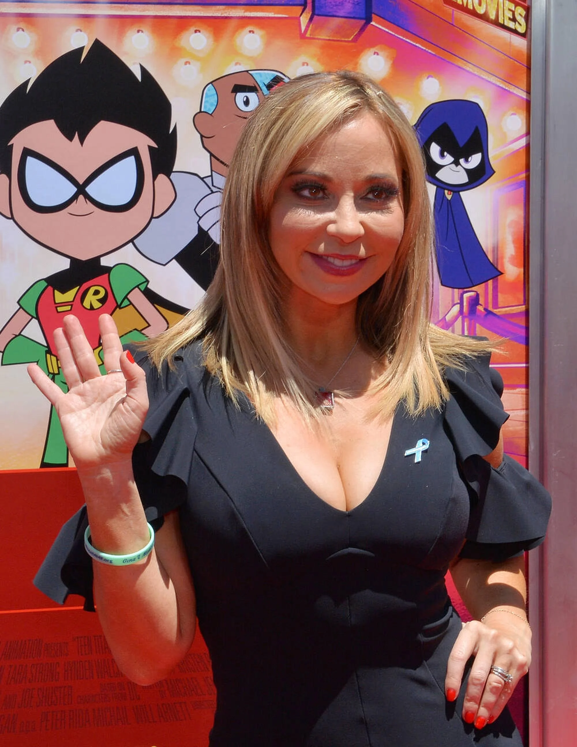 Tara Strong, 45 picture 1 of 1