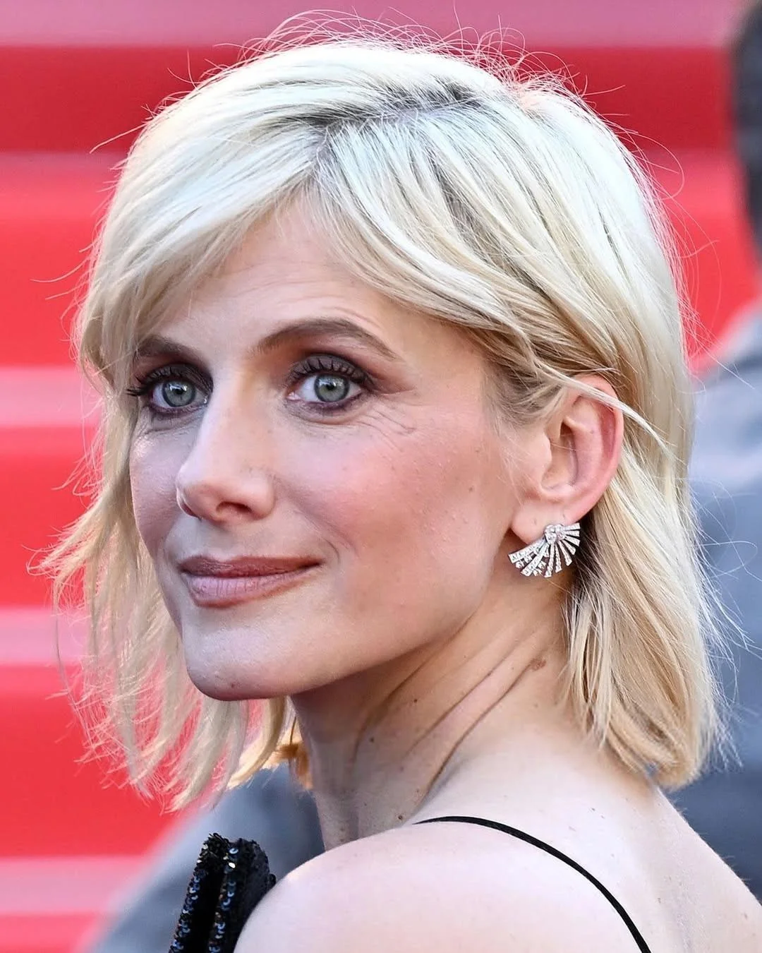 Mélanie Laurent, 42 picture 2 of 4