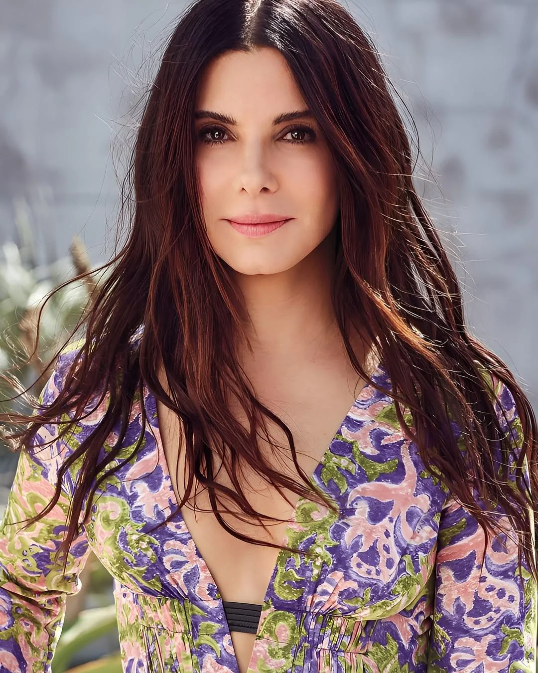 Sandra Bullock, 60 (54 in pic) picture 1 of 1