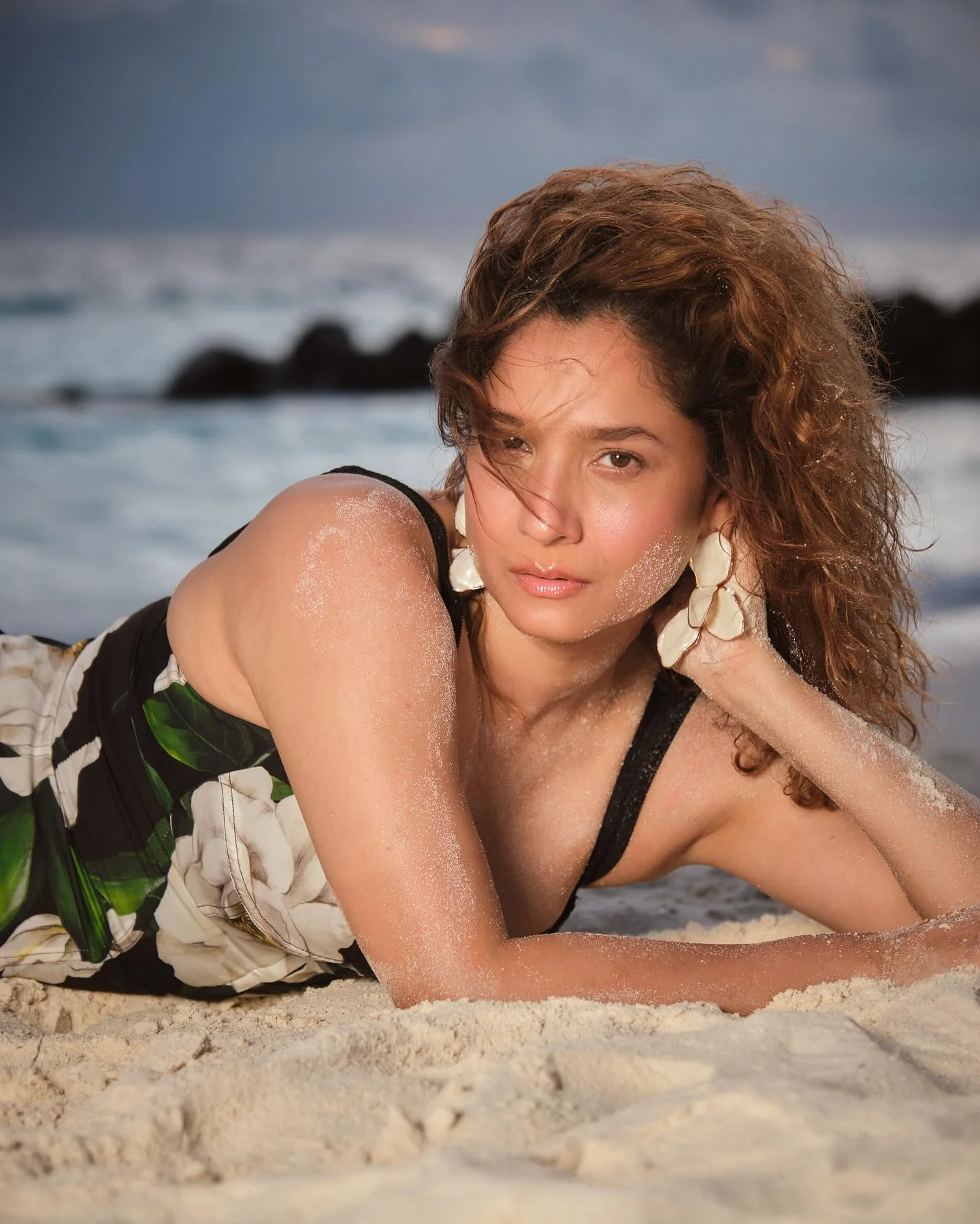 Ankita Lokhande, 40 picture 2 of 8