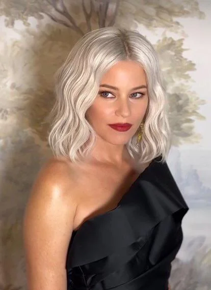Elizabeth Banks, 50 picture 3 of 4