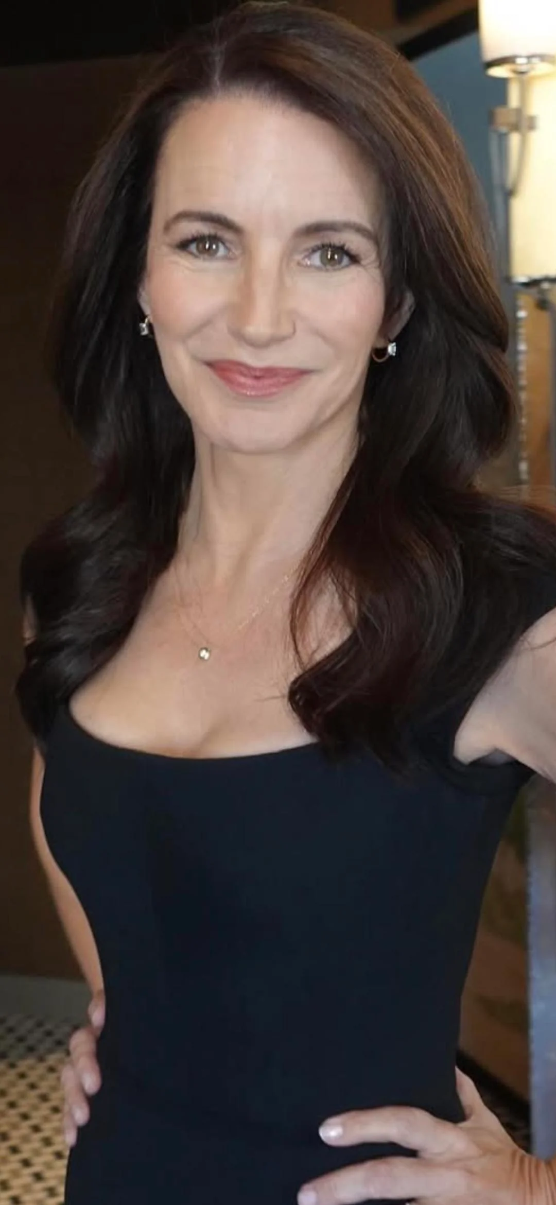 Kristin Davis, 60 picture 2 of 2