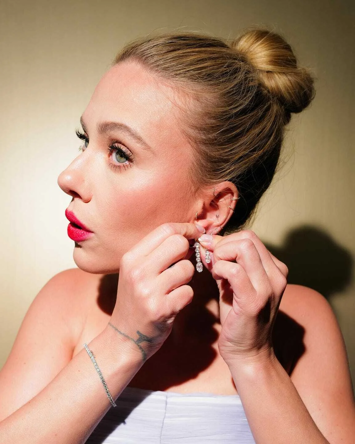 Scarlett Johansson, 40 picture 3 of 6