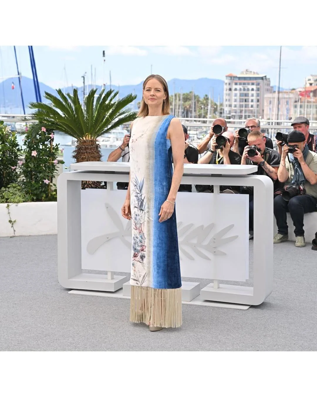 Jodie Foster, 62 picture 2 of 2