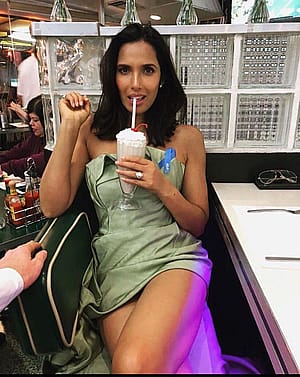 Padma Lakshmi, 54'