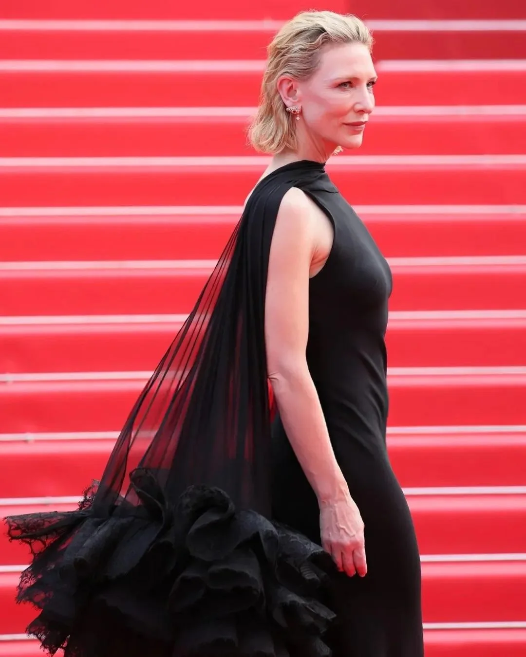 Cate Blanchett, 55 picture 1 of 7