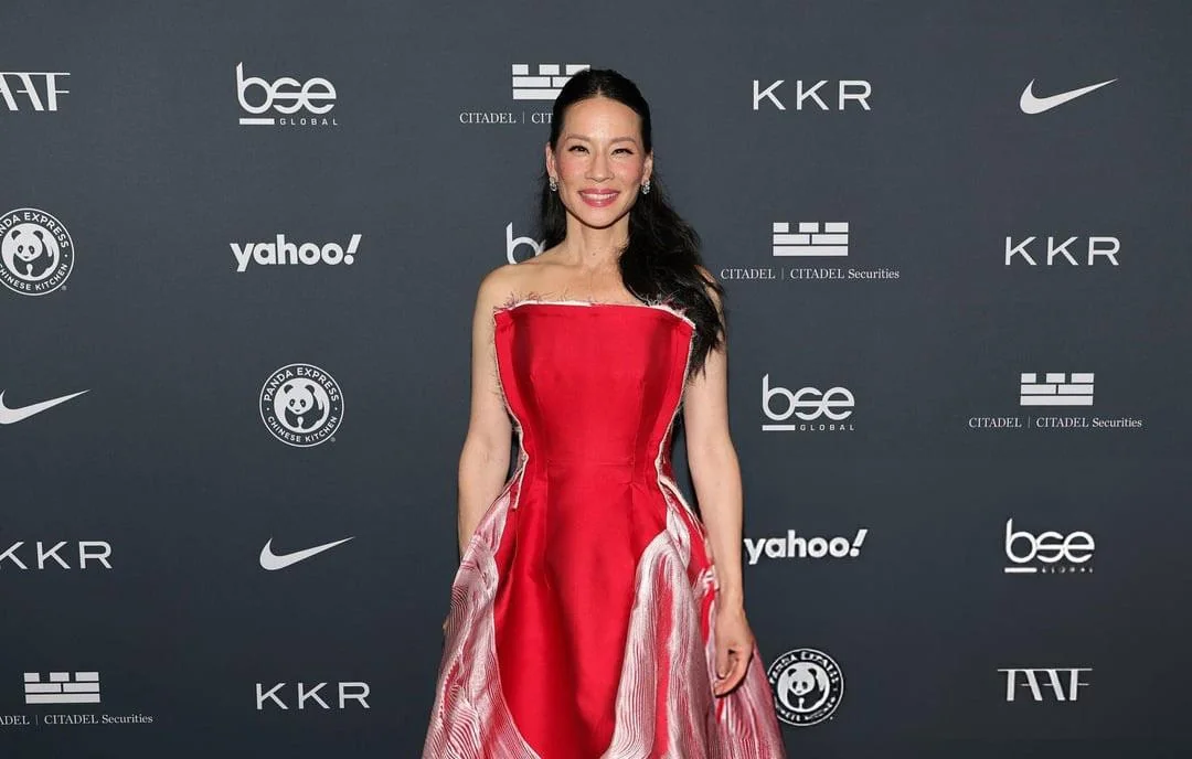 Lucy Liu, 56 picture 3 of 8