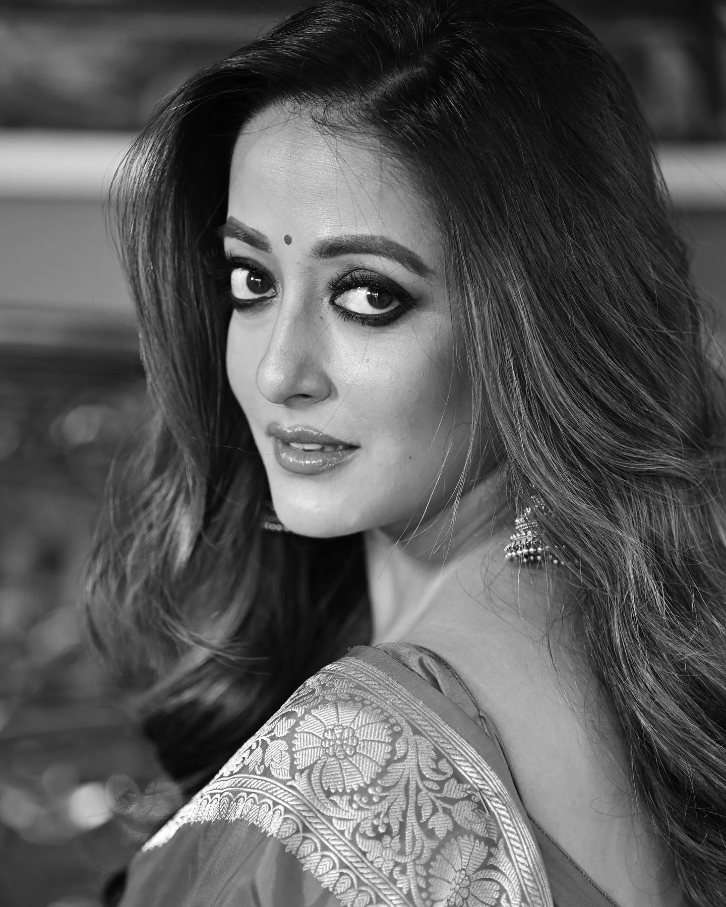 Raima Sen, 45 picture 1 of 2