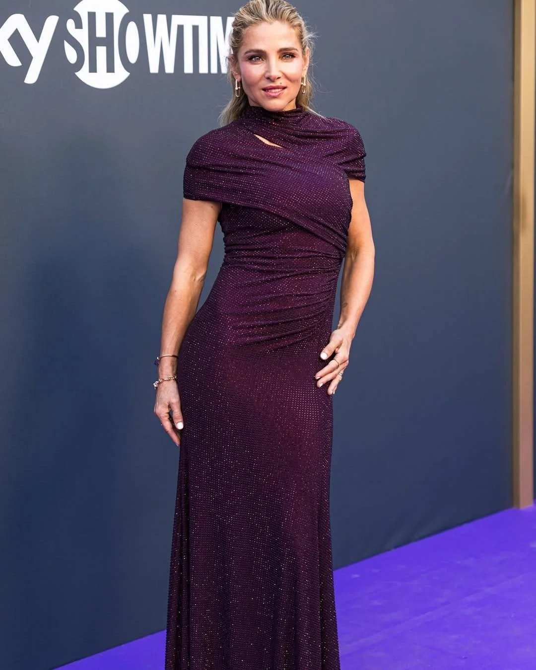 Elsa Pataky, 48 picture 2 of 4