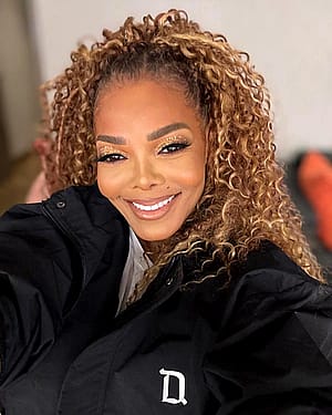 Janet Jackson, 59'
