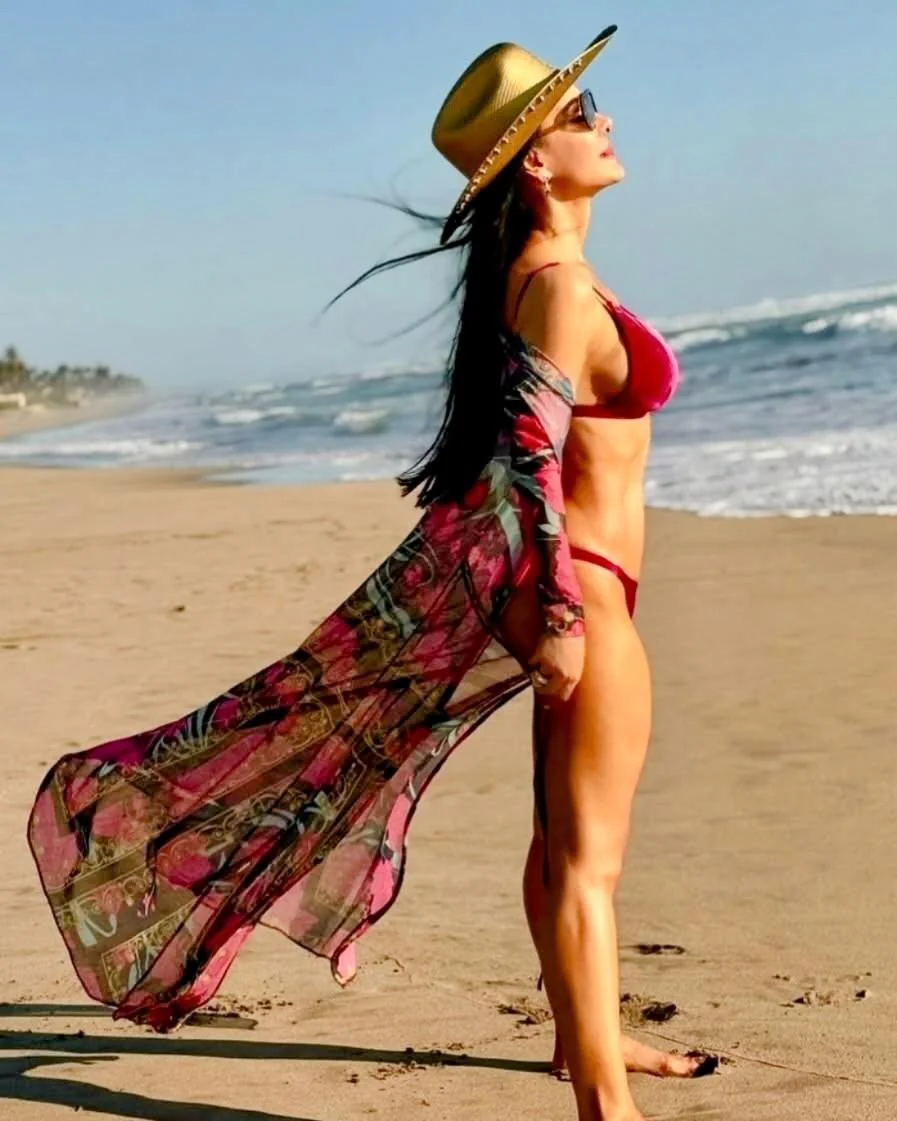 Maribel Guardia, 66 picture 6 of 10