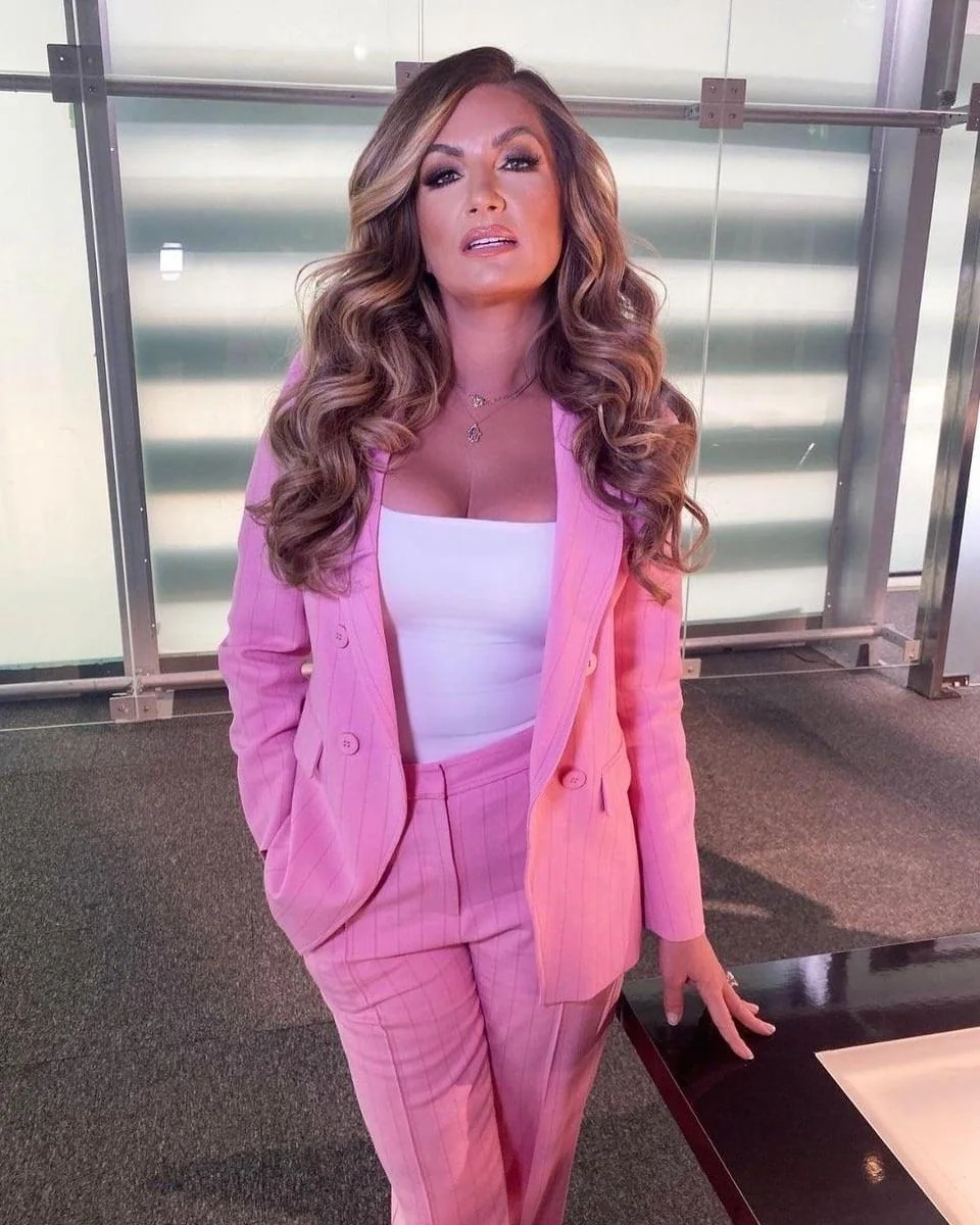 Karren Brady, 56 picture 7 of 10